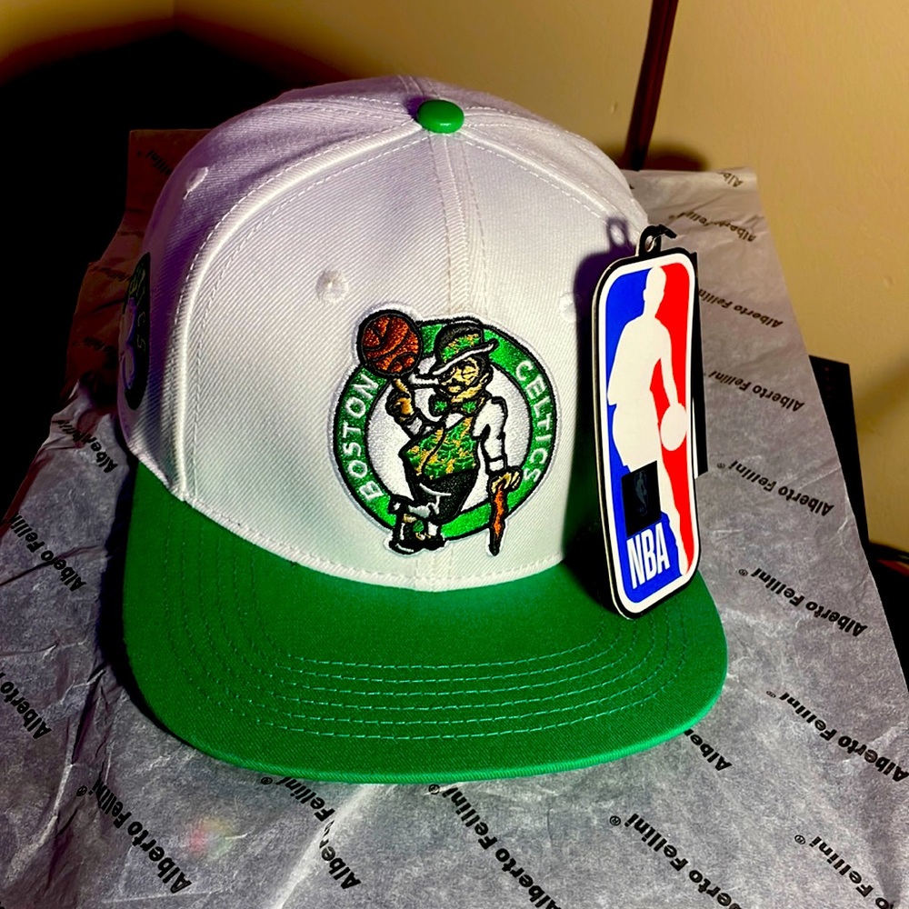 Green had beautiful colors you can wearing with anything……………………………….